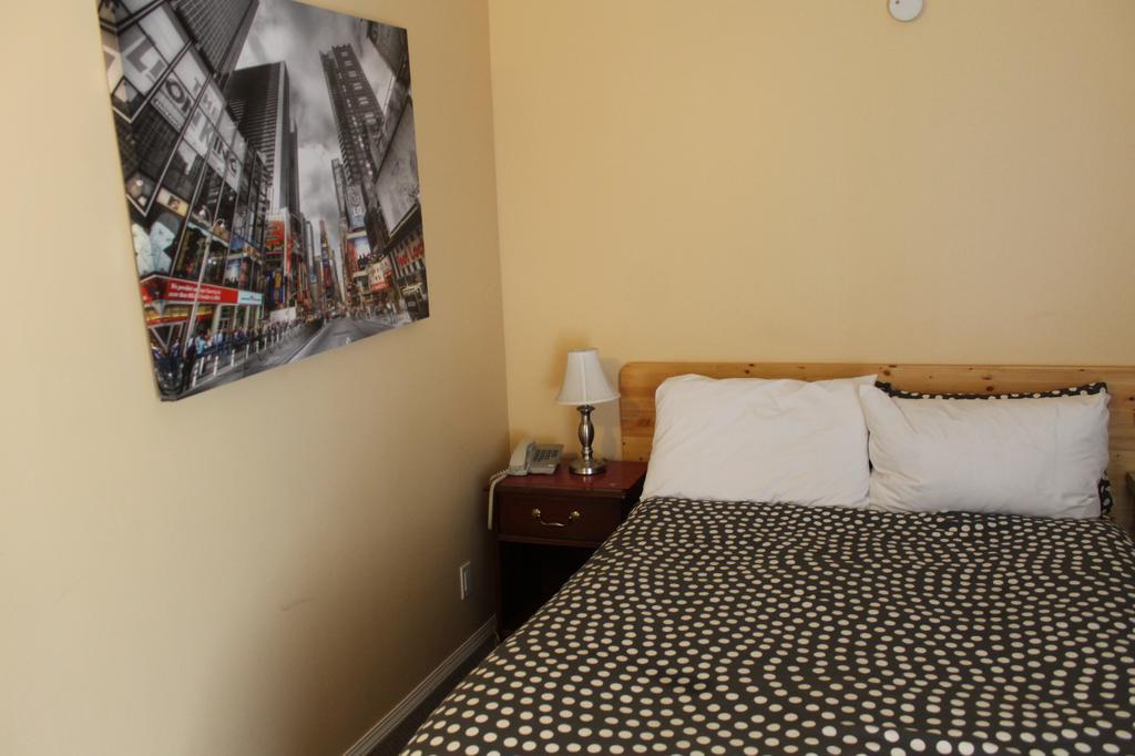 Sage Hills Motel Cache Creek Δωμάτιο φωτογραφία